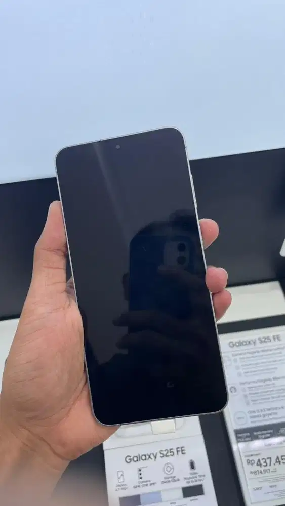 SAMSUNG GALAXY S25 FE