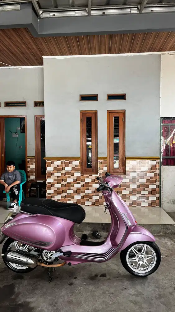 DI JUAL VESPA SPRINT IGET ABS 2022