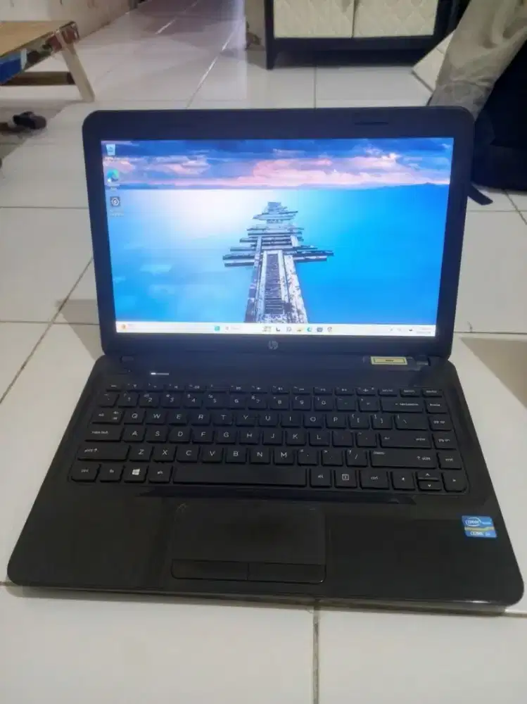 Dijual Laptop HP 1000 Core i3 Gen 3