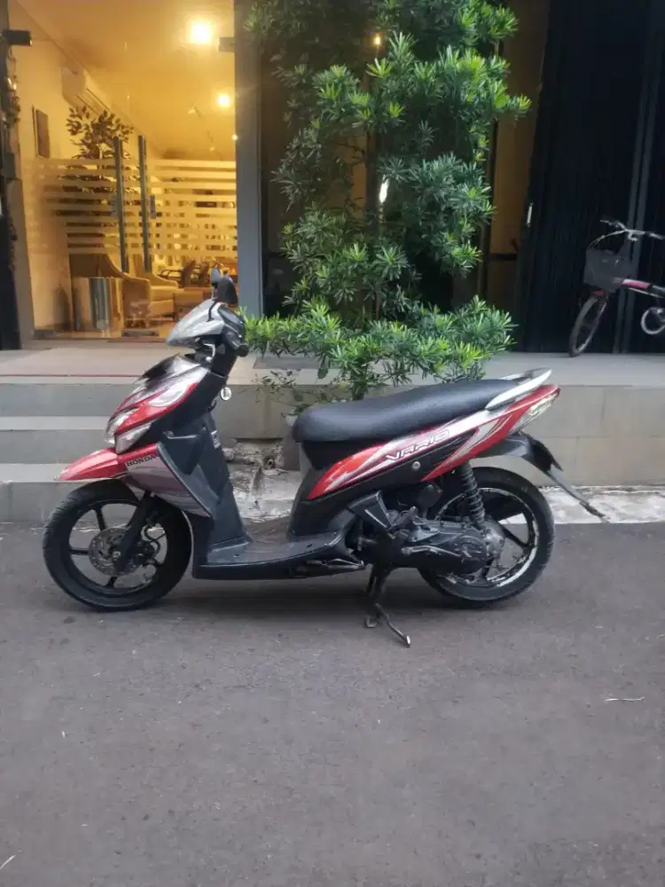 JUAL HONDA VARIO 2010