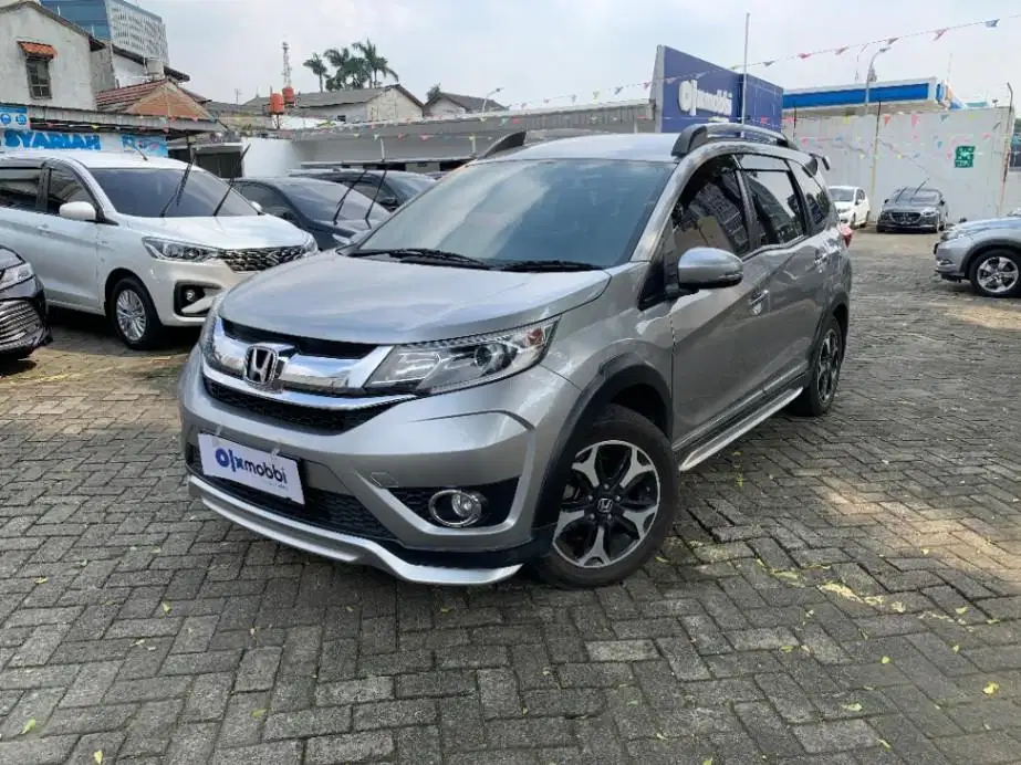 DP MURAH Honda BR-V 1.5 Prestige Bensin-AT 2017  C9NBB