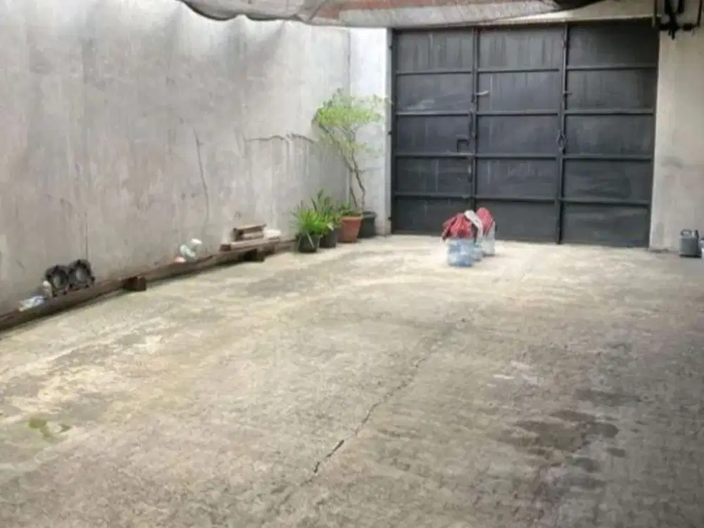 Di Jual Rumah Mewah 2 Lantai Lokasi Strategis di Grogol - Jakarta Barat