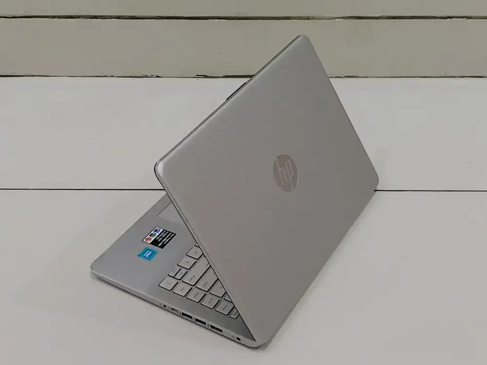 Type Laptop : HP 14s-dq3xxx