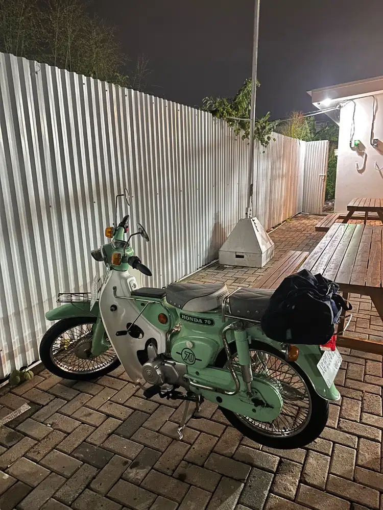 Honda C70 tahun 1999