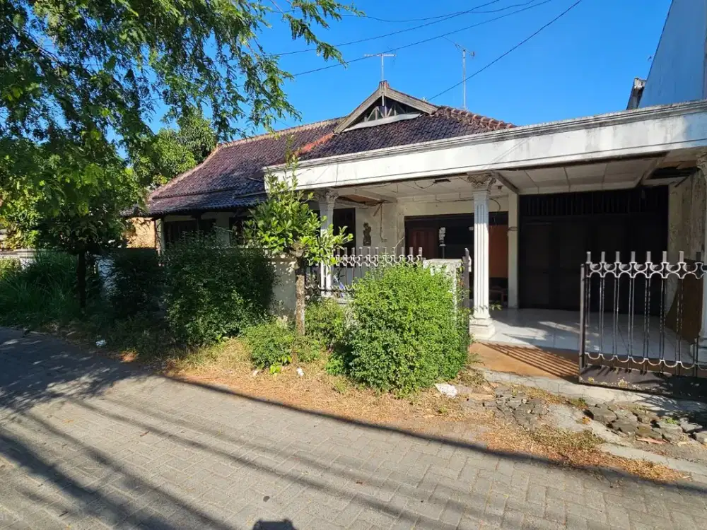 Rumah strategis jalan raya dewi sartika sampangan jembatan besi