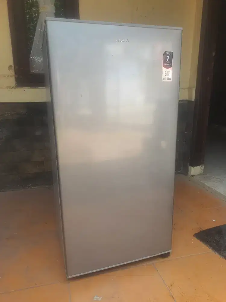 Kulkas 1 pintu kondisi mulus dan bagus