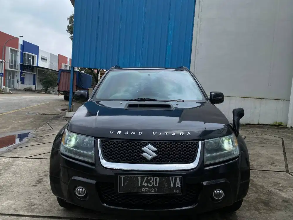 Suzuki grand vitara 2007 AT
