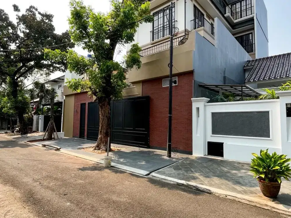 Dijual Rumah Baru Mewah Strategis Di Kebayoran Baru, Jakarta Selatan