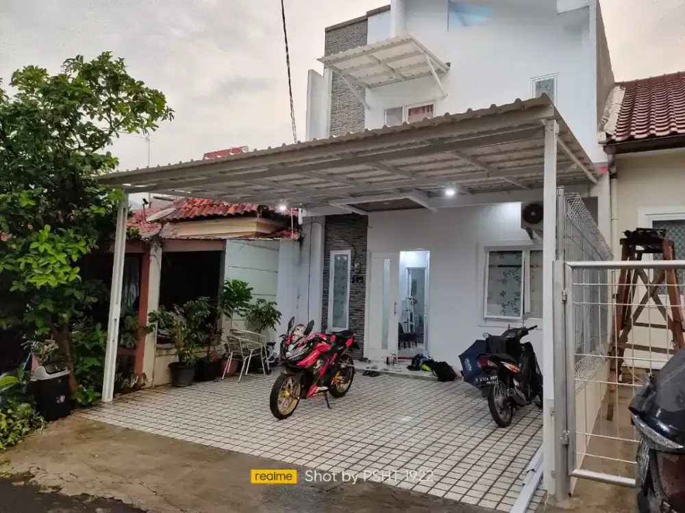 Kanopi baja ringan