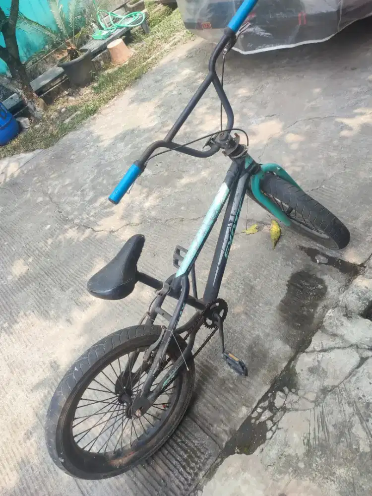 Jual cepat sepeda anak masih layak pakai