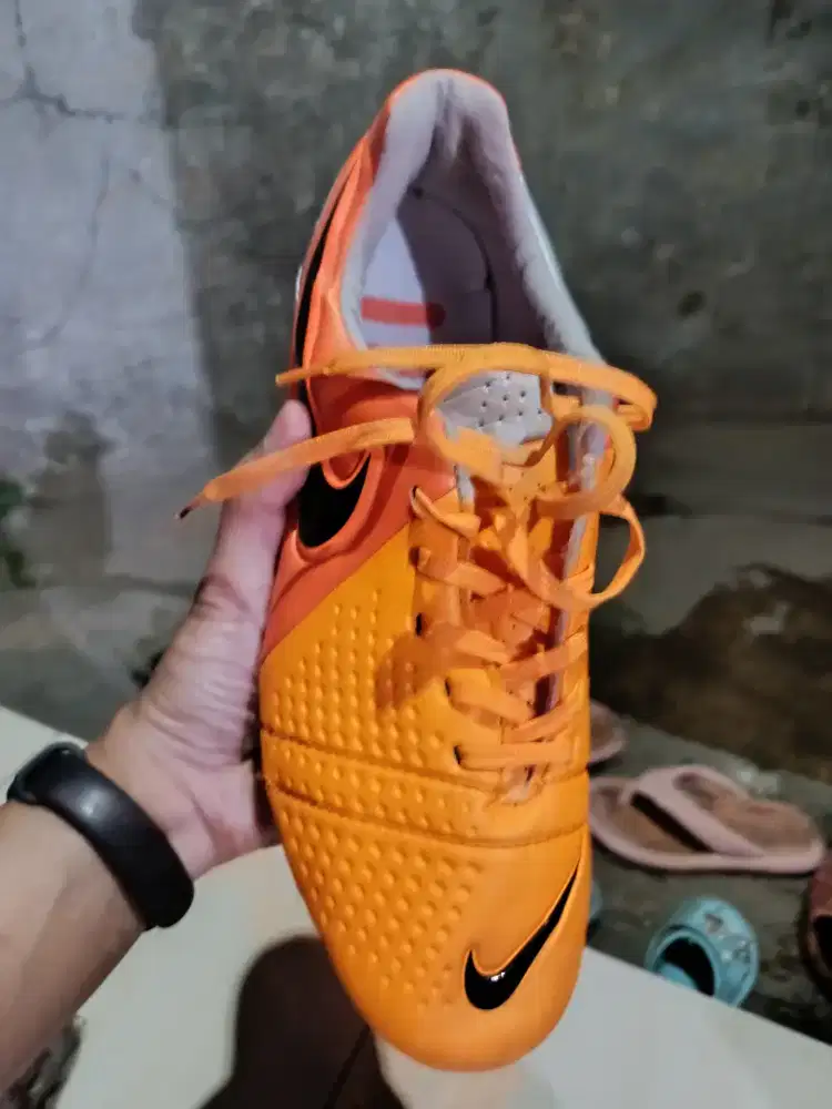 sepatu nike ctr 360