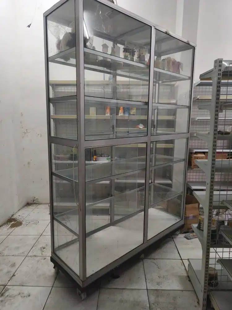 Rak steleng bekas minimarket bebagai ukuran dijual satuan dan borongan