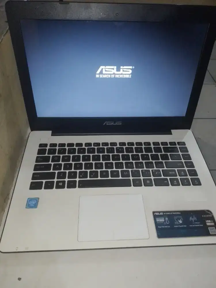 Laptop asus ram 8 gb hardisk 500 gb mulus