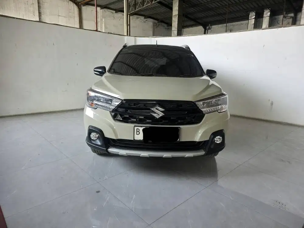 Suzuki XL7 Alpha AT ( Matic ) 2023 Coklat Muda Km  49rban plat genap