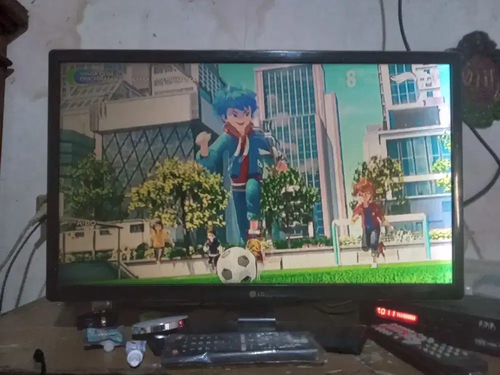 Jual tv LCD analog 24 in