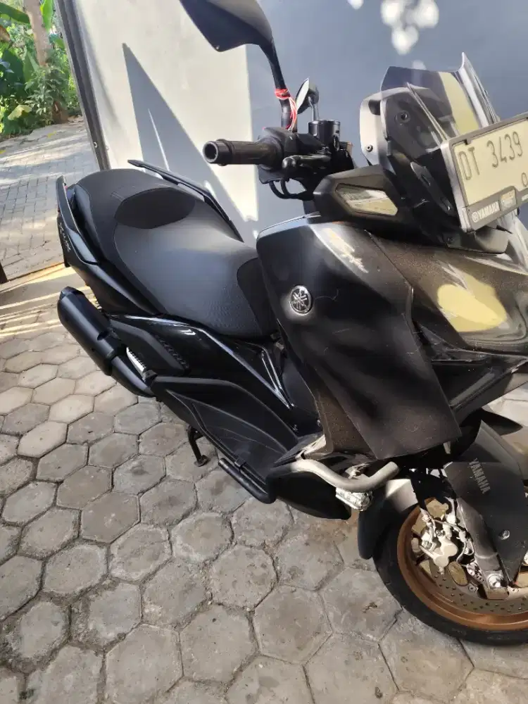 Yamaha Xmax 2023