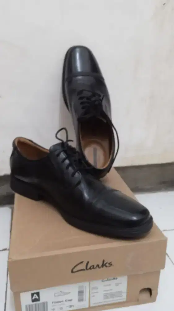 COD - Jual Sepatu Fantofel CLARKS ORI
