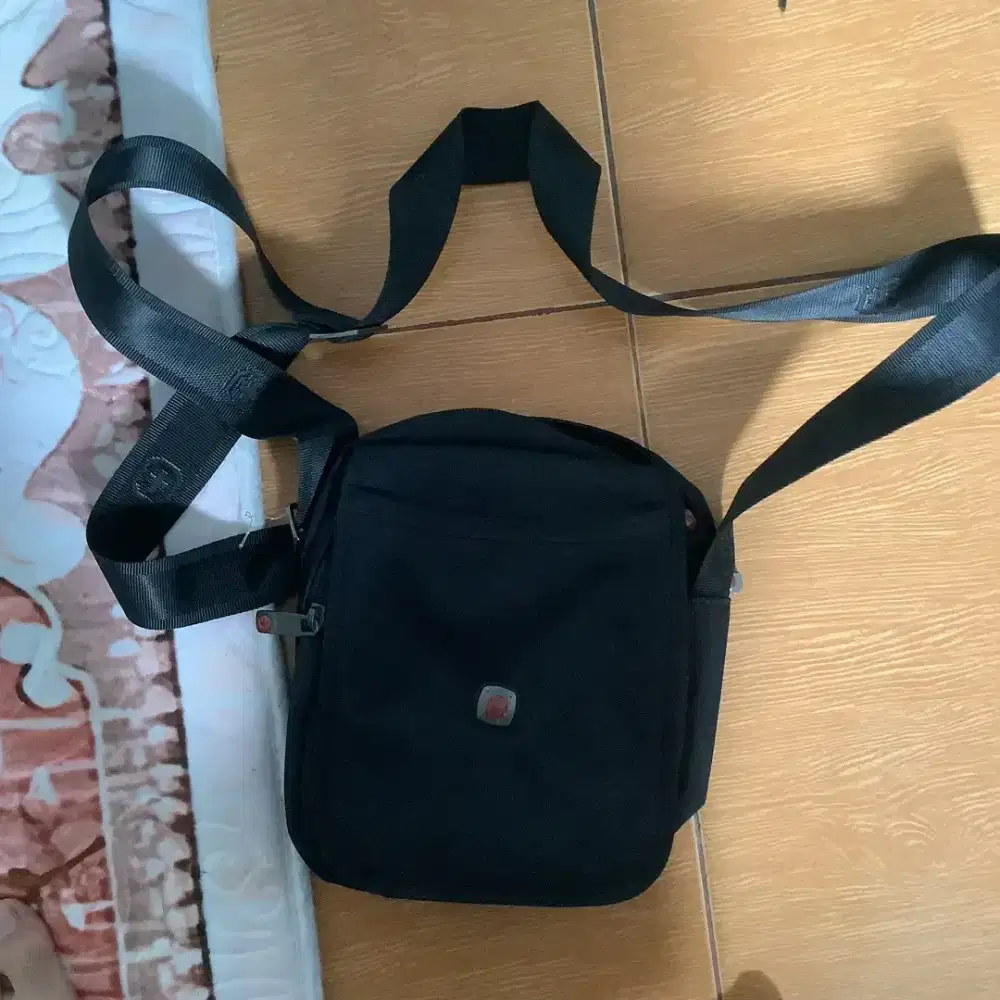 Tas Slempang Swiss Gear/ Swiss Army