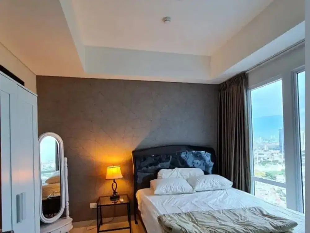 Apartemen Puri Mansion 2+1Br Full Furnish View Pool