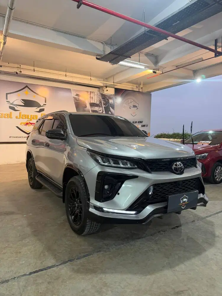 DP 120jt Fortuner GR Legender 2024 [ Low Km 32rb ]