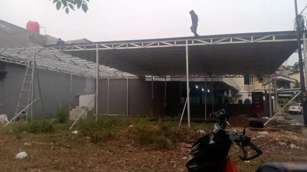 Rangka gudang baja ringan