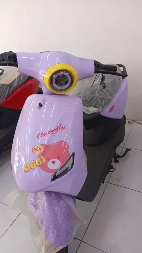uwinfly D66i stly