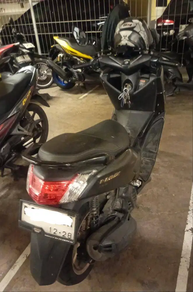 Yamaha nmax old 2018 di pake pulang pergi kerja doang.