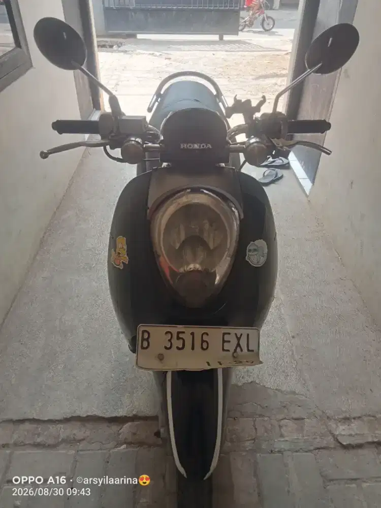Motor scoopy 2012