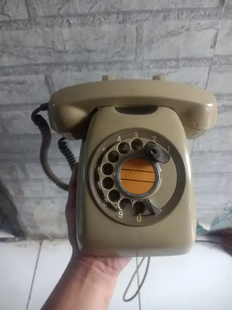 Telepon putar jadul vintage