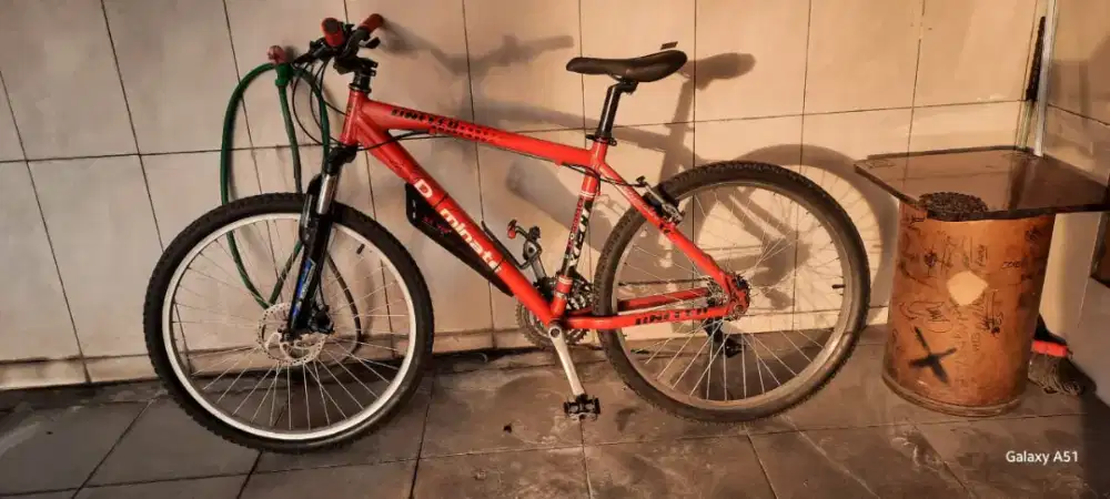 Sepeda Mtb United Dominated red