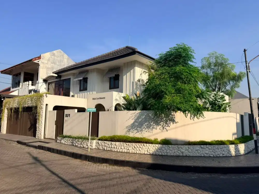 Dijual Rumah Hook Darmo Permai Selatan