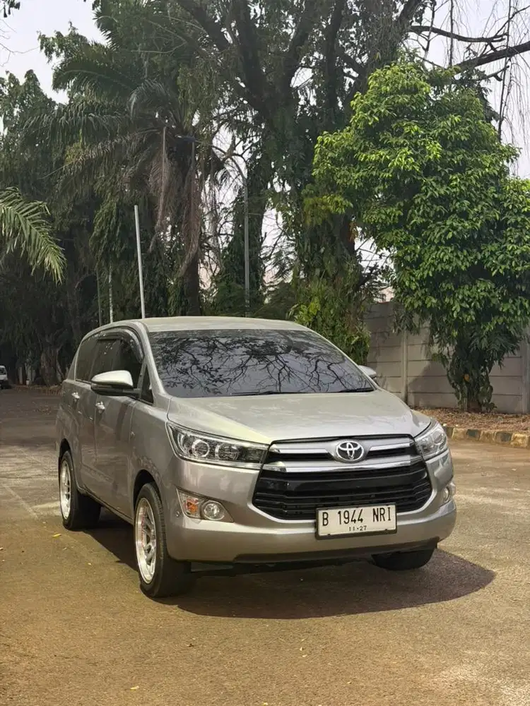 Innova 2.0 V AT Bensin 2017