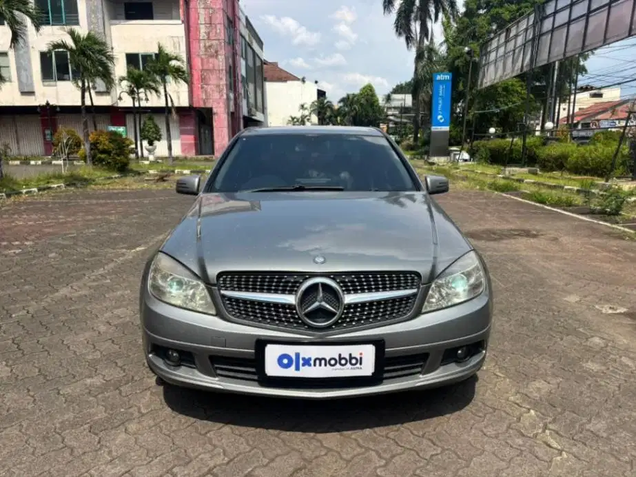 Mercedes-Benz C200 1.8 CGI Bensin AT 2011 Abu