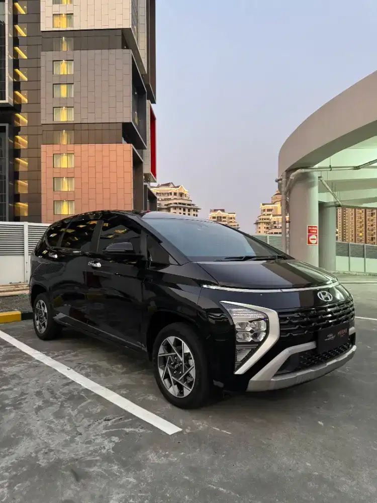 Hyundai Stargazer 1.5 Prime AT Captain Seat Tahun 2022