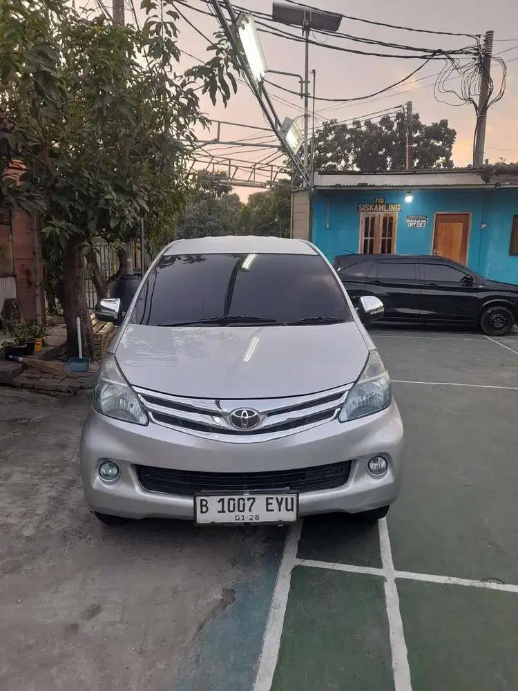Toyota Avanza g at 2012