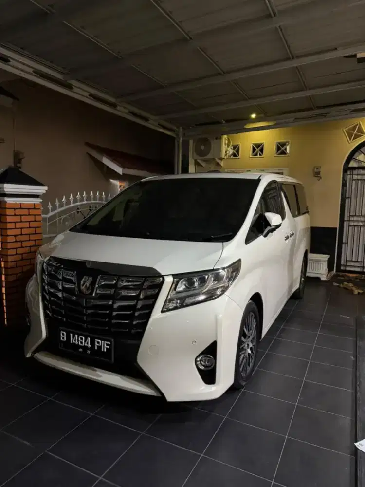TOYOTA Alphard 2.5 G Automatic