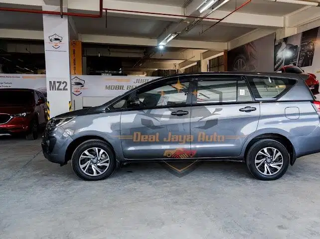 DP 69 JT, INNOVA V DIESEL MATIC 2022 [ km 44rb ] Asli