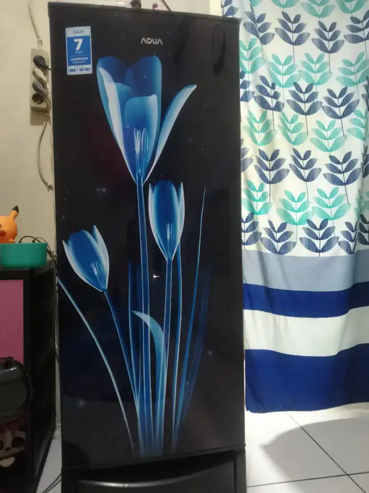 Jual kulkas Aqua