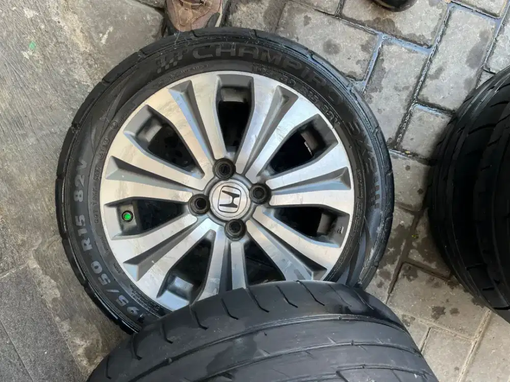VELG OEM FREED FREE BAN BEKAS