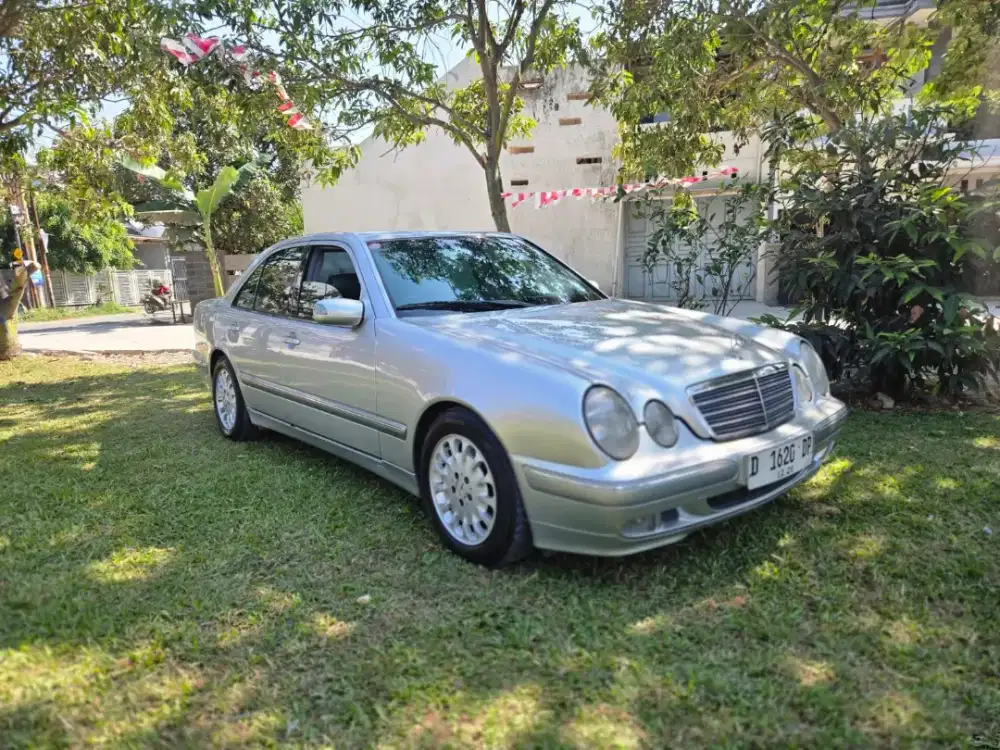 Mercy W210 E320 Facelift V-Engine 2001