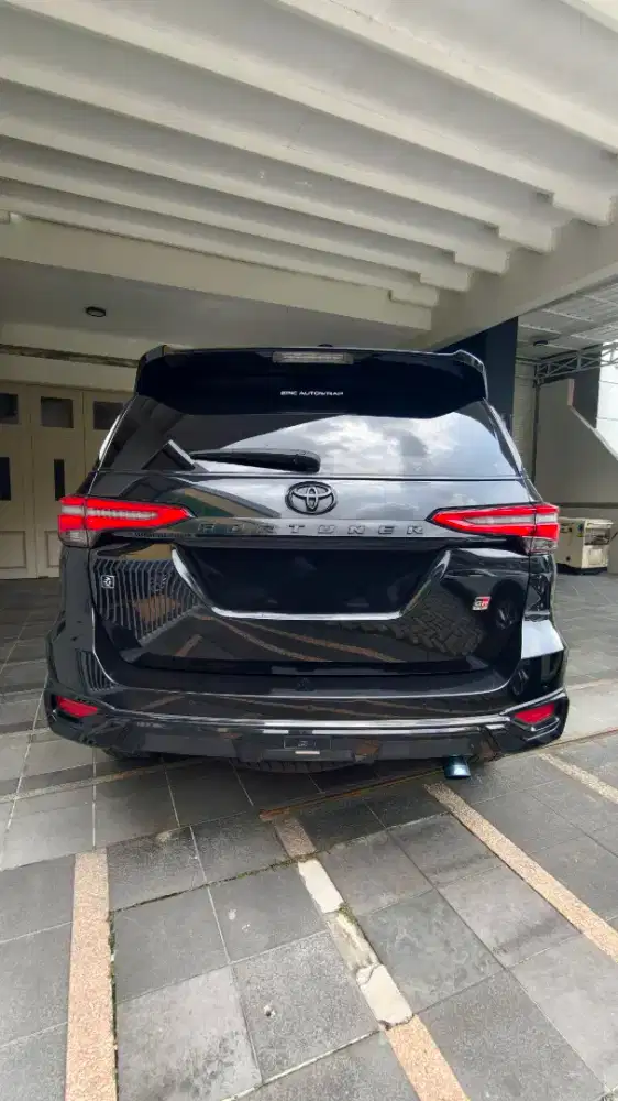 Toyota Fortuner GR 2.4 A/T