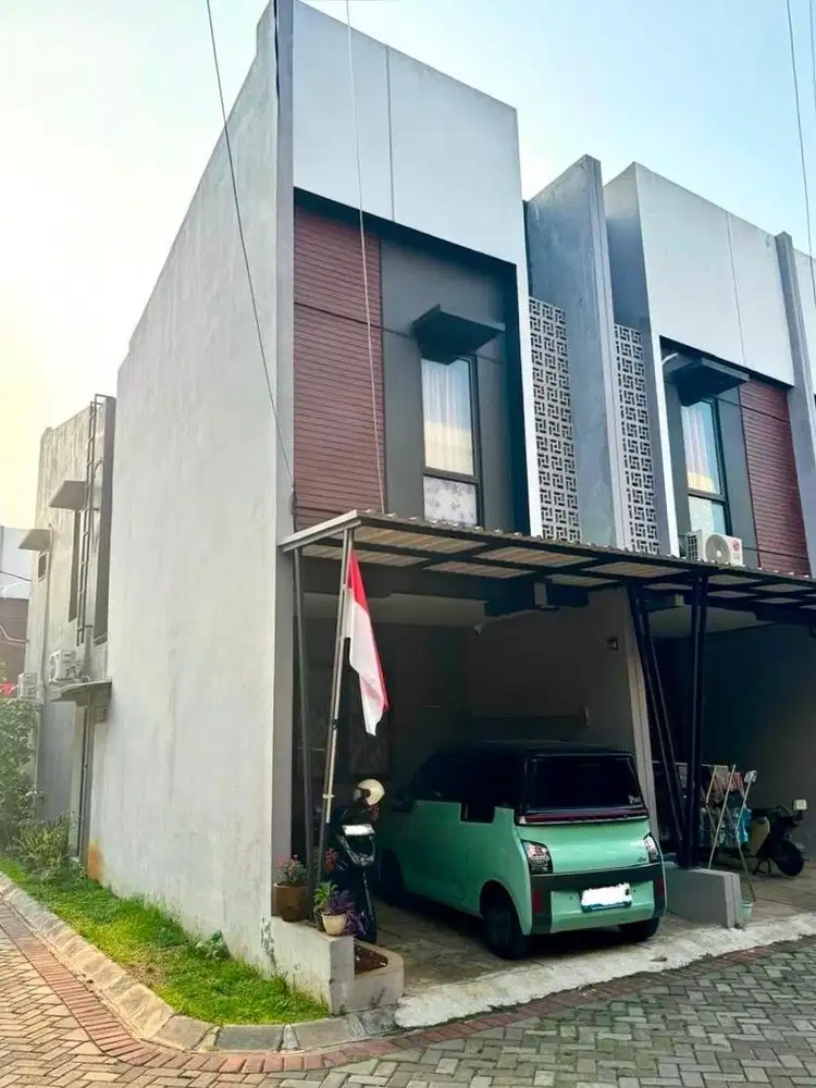 DIJUAL CEPAT TANPA PERANTARA Rumah Hoek di Kranggan Jatisampurna