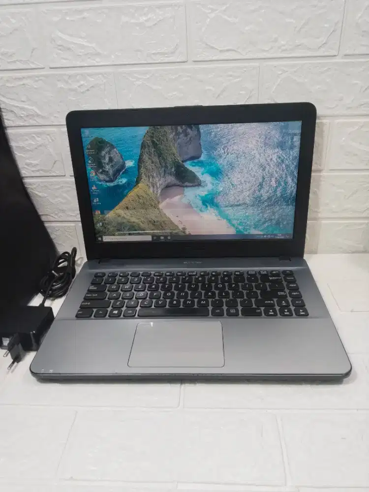 Laptop Asus X441M Ram 4 GB Hardisk 500 GB
