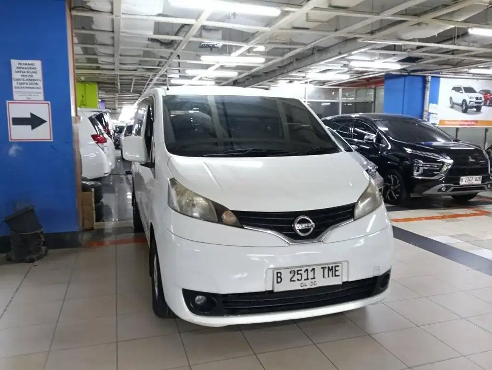 Nissan Evalia XV automatic 2012