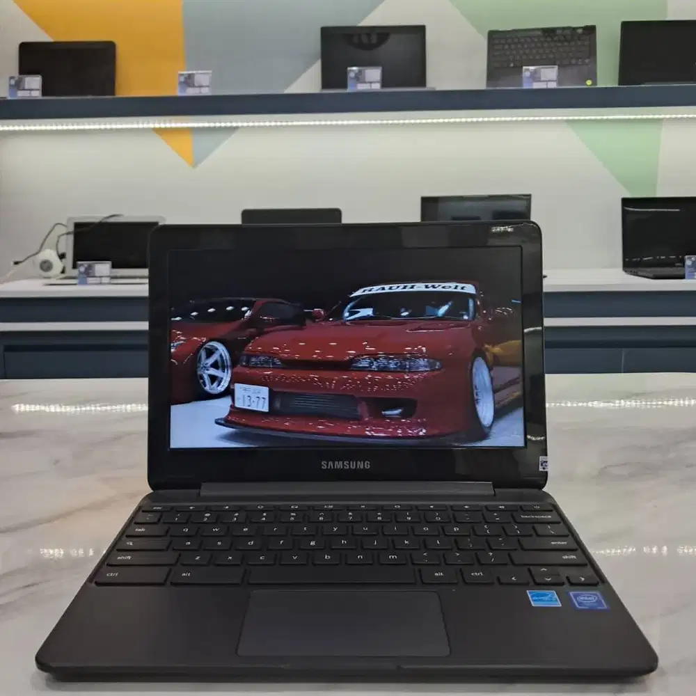 [S02] Laptop SAMSUNG |4GB|16GB| Cocok untuk pelajar
