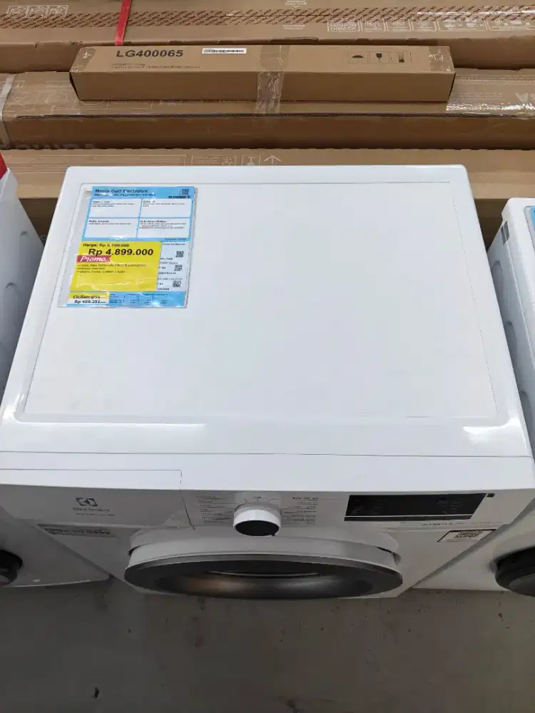 MESIN CUCI ELECTROLUX