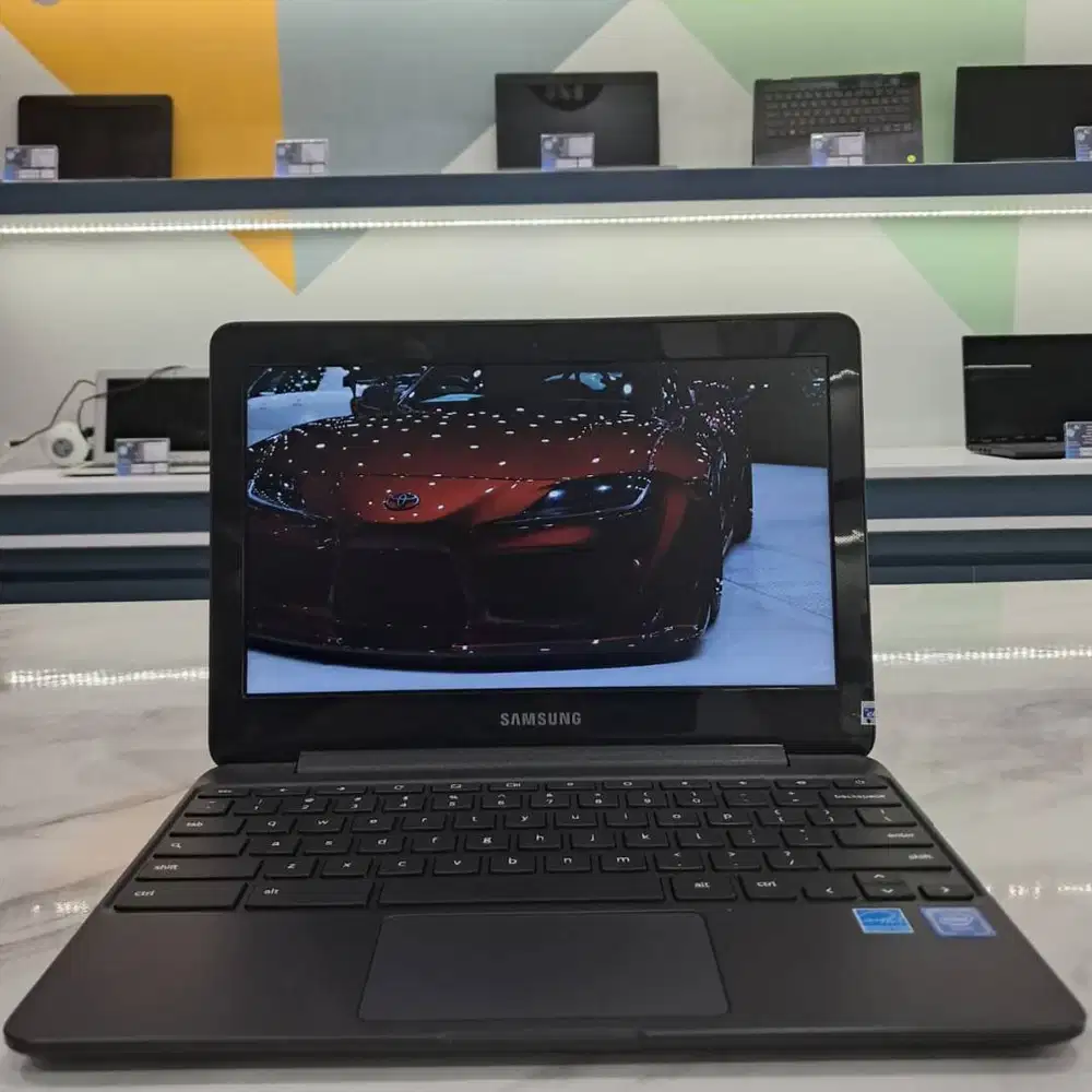 [S02] Laptop SAMSUNG |4GB|16GB| Cocok untuk pelajar