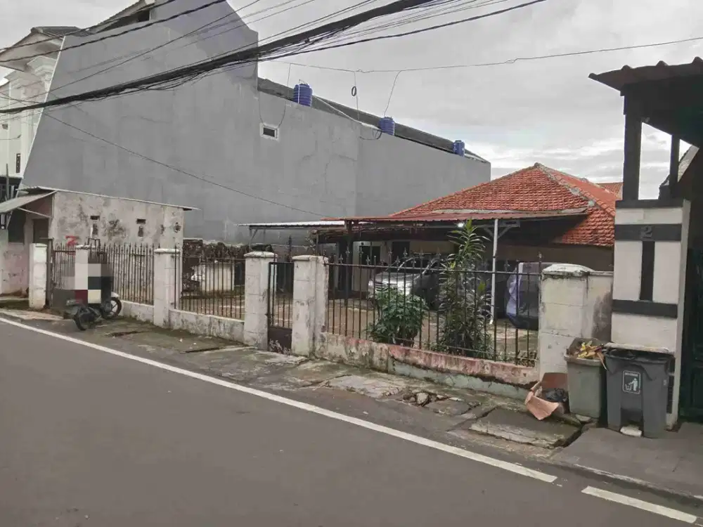 rumah secondary di Cibubur jkt timur hitung tnh