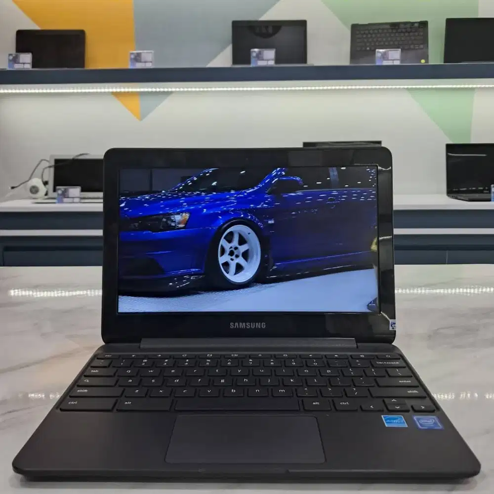 [S02] Laptop SAMSUNG |4GB|16GB| Cocok untuk pelajar