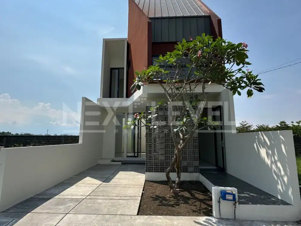 Rumah Modern 2 Lantai Open Space Belakang Siap Huni di Sabella  Buring Kota Malang Cuma Rp750 Juta